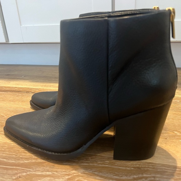 Vince Camuto Black Leather boots size 11 - Picture 4 of 9